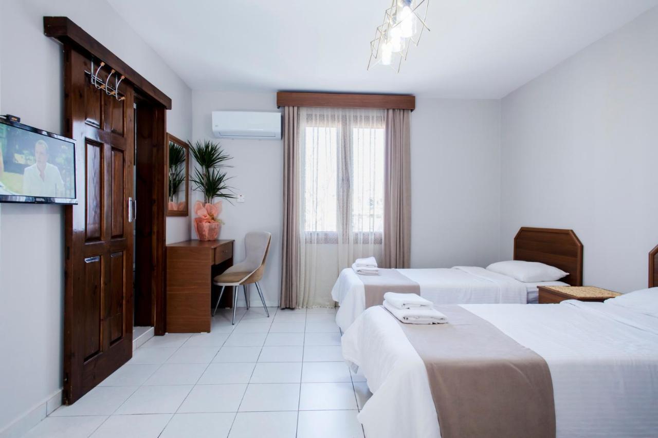 Homelike Guest House Girne Buitenkant foto